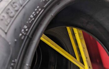 285/45R22 Michelin