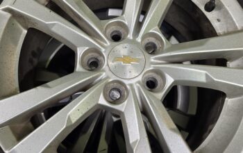 225 / 65 r17 Firestone snow tires on Equinox Chevy