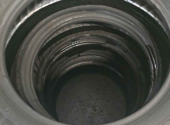 235/55R18 Michelin defender all season