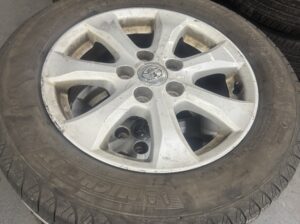 215/60R16 Michelin all season on Toyota Camry rims