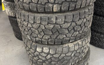 275/55R20 Toyo