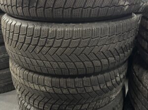 255/65R17 Michelin winter