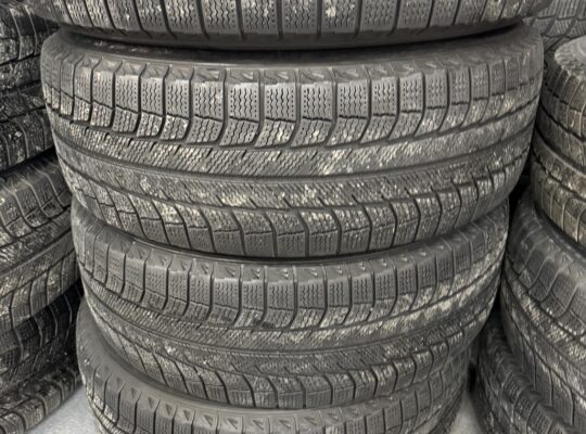 235/65R17 Michelin Winter
