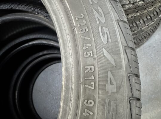 225/45R17 Pirelli all season