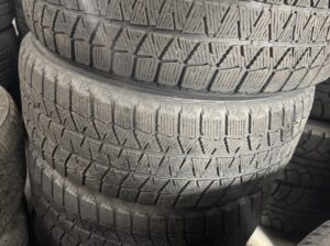 225/55R17 Bridgestone Winter