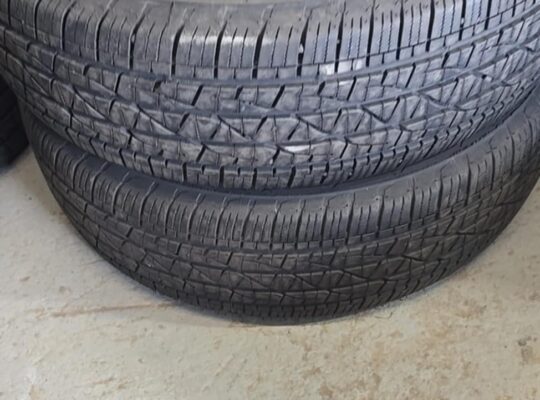 225 / 65R17 Firestone destination