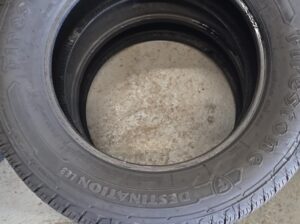 225 / 65R17 Firestone destination