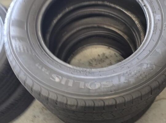 215/70R16 kumho