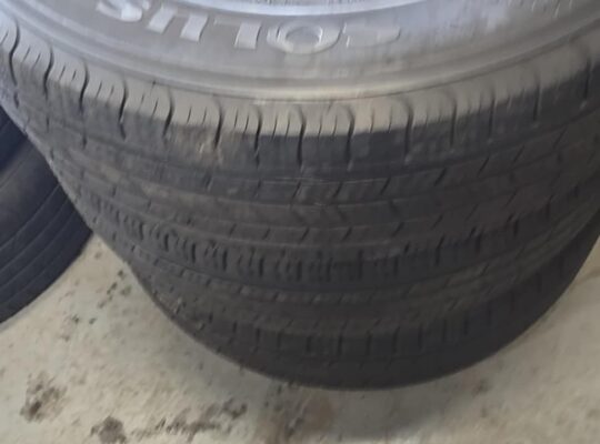 215/70R16 kumho