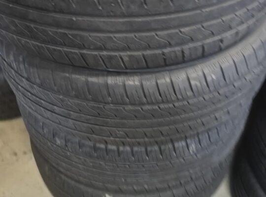 255/65R17 roadx