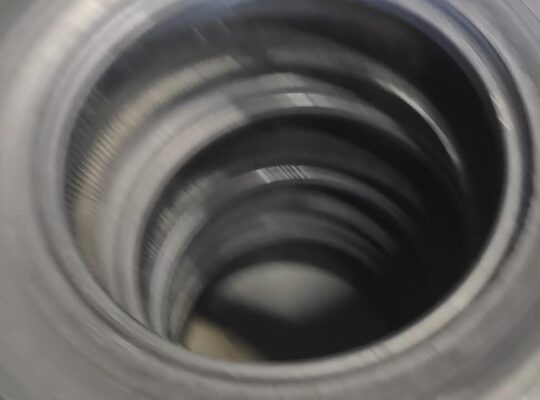 255/65R17 roadx