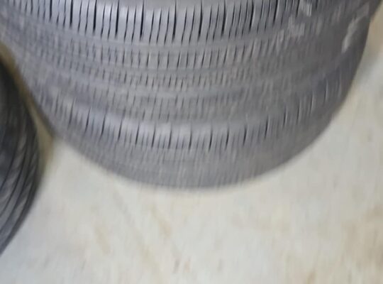 245/40R18 Pirelli