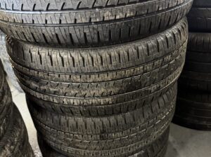 235/50R19 Bridgestone all season