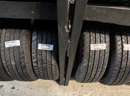 215/70R16 Uniroyal all season