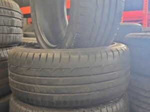 225/45R17 Dunlop all season