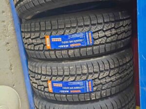 LT275/65R18 winda all season