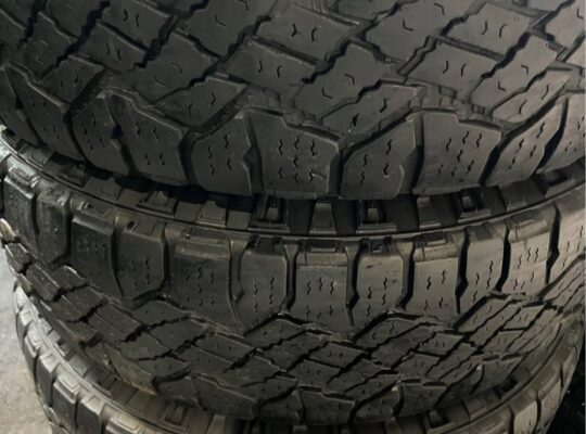 265/70R17 GOOD YEAR WRANGLER