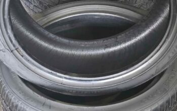 235/40R16 Goodyear