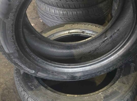 205/55R16 Continental