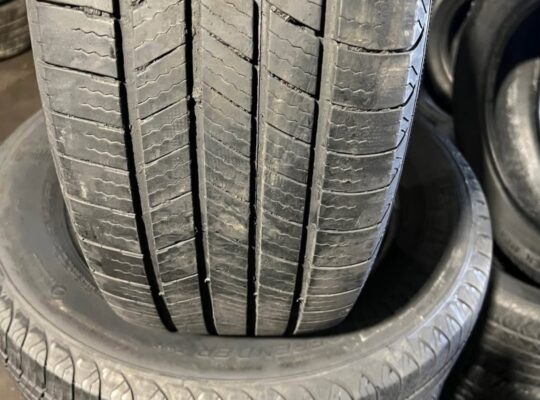 225/65R17 Michelin Dfender