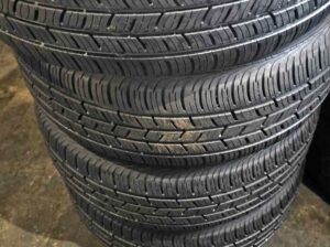 205/55R17 Continental