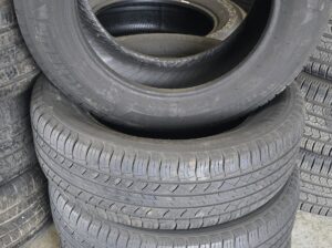 235 60 18 Michelin