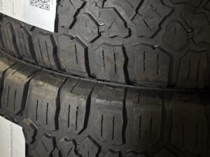 LT275:70R18 kumho