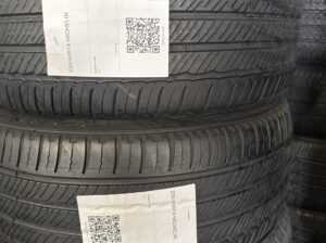 235/40R19 Michelin