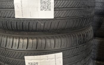235/40R19 Michelin
