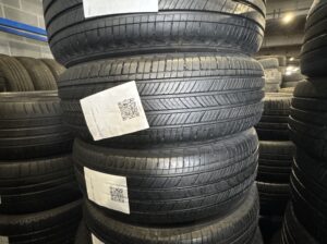 225/65R17 Michelin