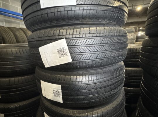 225/65R17 Michelin