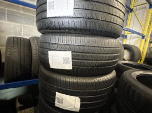 245/45R19 Michelin