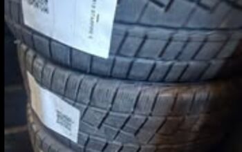 235/45 R18 Starfire Snow Tires