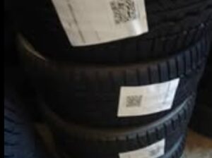 225/45 R17 Firestone Snow Tires