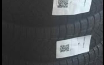 225/65 R17 Pirelli Snow Tires