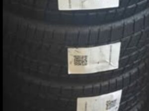 225/45 R18 Starfire Snow Tires