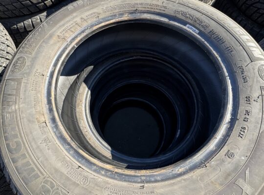 215/60R16 Michelin winter